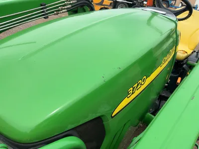 Used JOHN DEERE 3720 Tractor Loaders Michigan US | Miedema Asset Management Group #1320000