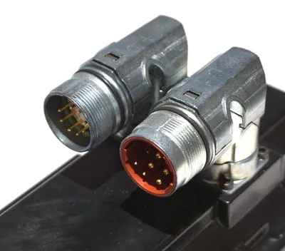 NEW KOLLMORGEN AKM43E-GCC2R-00 SERVO MOTOR 3000 RPM AKM43EGCC2R00