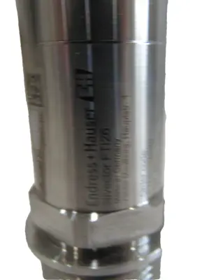 NEW ENDRESS+HAUSER FTI26-1040/0 NIVECTOR SENSOR 71380265 FTI2610400