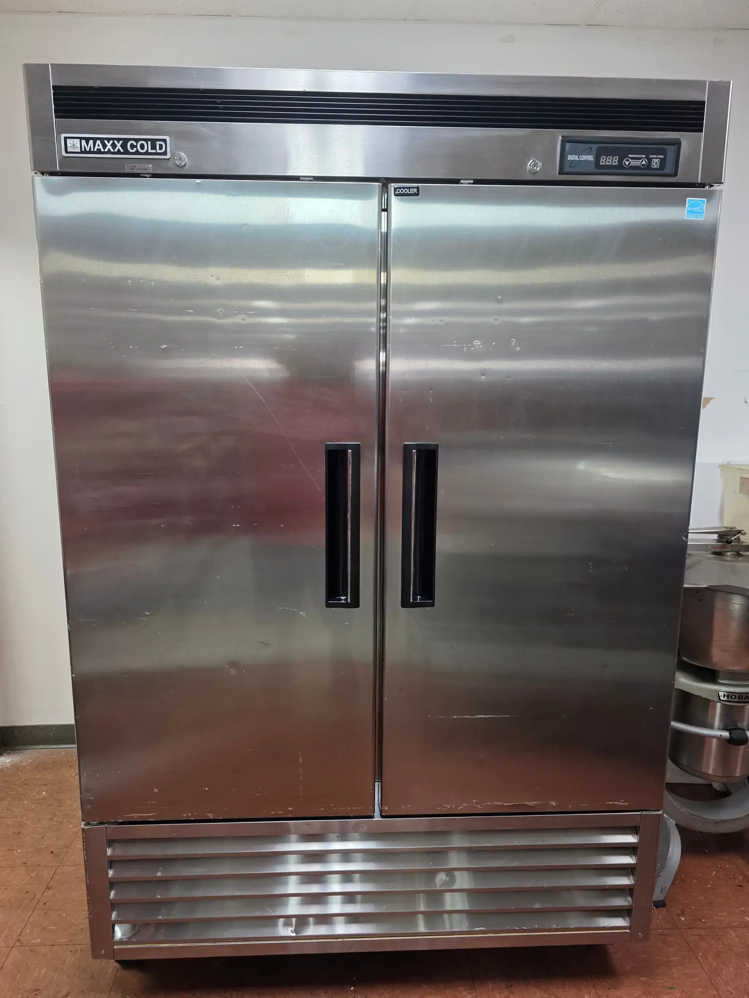 Used Maxx Cold _UNKNOWN_ Refrigerators Illinois US | Falcon Restaurant Supply #1411541