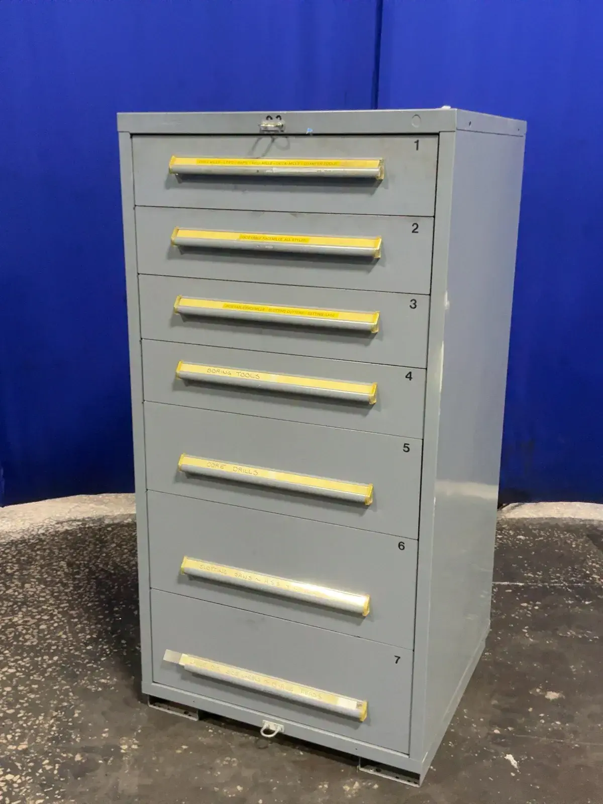 Used EQUIPTO _UNKNOWN_ Cabinets Ohio US | HGR 24 #1048140