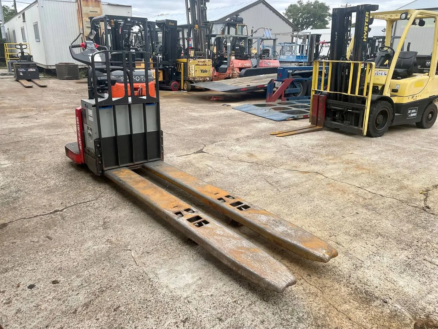 Used 2012 RAYMOND 8410 Pallet Jacks Texas US | TB Forklifts #1272867