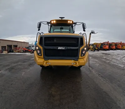USED 2020 BELL B30E