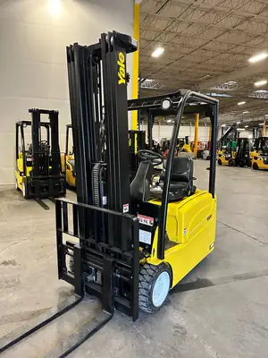 Used 2021 Yale ERP040VTN36TE094 3-Wheel Sit down Electric Counterbalance Forklifts New York US | United Lift #1566112