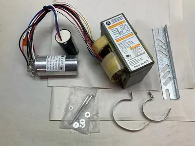 New | in-Stock GENERAL ELECTRIC GES250MLTAA4-5/2 Lighting | Surplus Asset Holdings #1226906