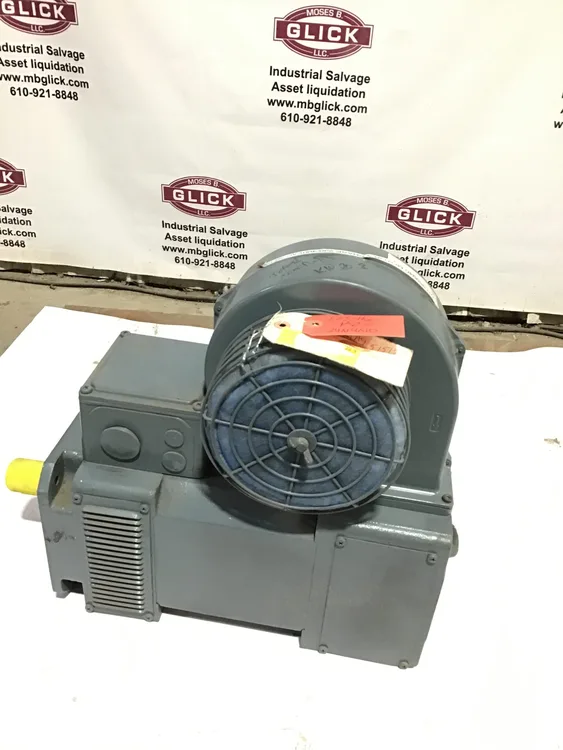 Used LENZE MDFQA_100-22 Servo Motors Pennsylvania US | Moses B Glick #1012601