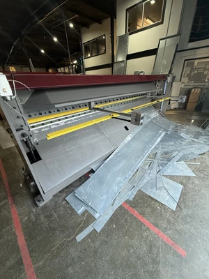 USED 2025 GMC HS-1214M