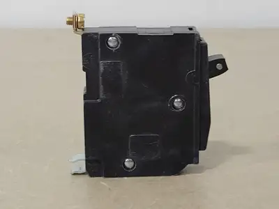 USED SQUARE D QOB115