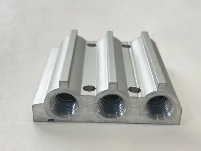 USED FESTO MANIFOLD RAIL PNEUMATIC VALVE BASE 566619