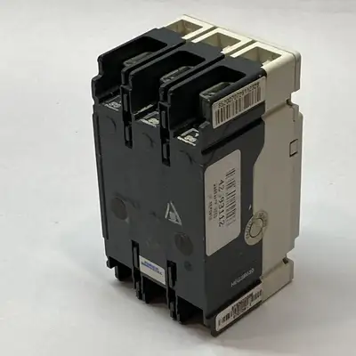 USED SIEMENS CIRCUIT BREAKER 30A 600V 3 POLE TYPE HEG FRAME EG
