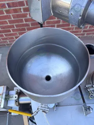 USED ALLEGHENY BRADFORD 174 LITER JACKETED NUTSCHE FILTER / AGITATED DRYER