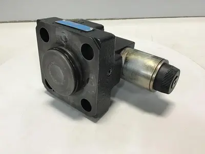 USED VICKERS DG4V-3S-7A-M-U-HL7-60-EN490