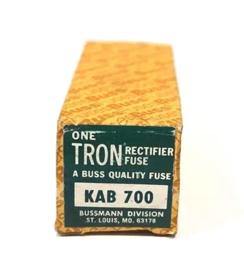 4 NEW BUSSMANN KAB-700 FUSES KAB700