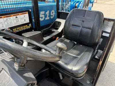 USED 2018 GENIE GTH-5519