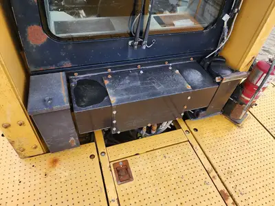 Used 2004 CATERPILLAR 990 Skid Steer Loaders British Columbia CA | Lenmark #277799