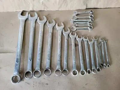 1/4" - 1-1/16" and 8mm - 13mm Combination Wrench Set (20pcs)