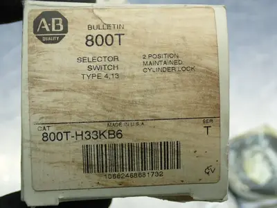 NEW ALLEN BRADLEY 800TH33KB6