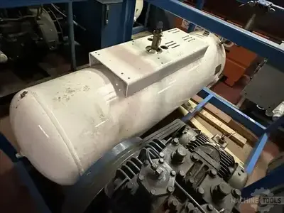 USED 1973 CURTIS MANUFACTURING CO Lubricated Reciprocating Air Compressors