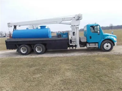 Used 2005 FREIGHTLINER SERVICE TRUCK Water Trucks CA | East West Machinery & Drilling #1415647