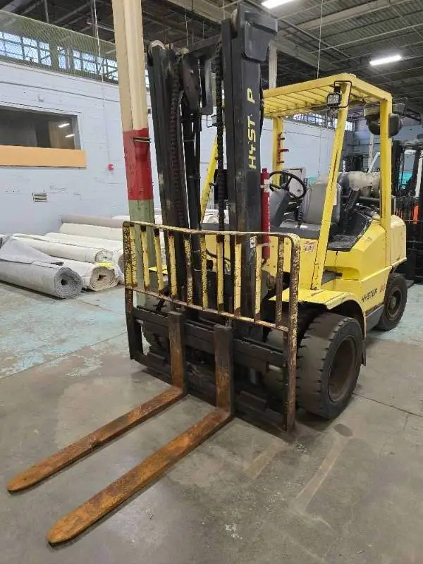 2001 Hyster H80XM 8000lb Pneumatic LP Forklift