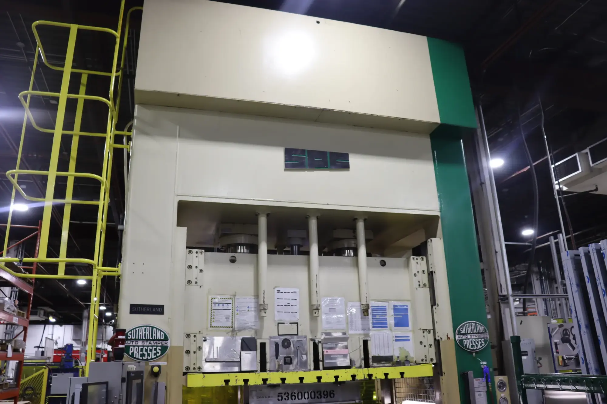 USED 2001 SUTHERLAND SD3-300-84-48-C