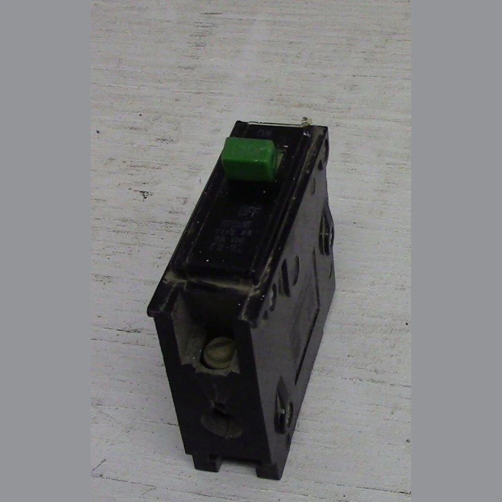 Cutler Hammer 1 Pole 30 Amp Push-in Breaker
