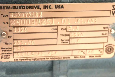 NEW SEW EURODRIVE DFT71C6 MOTOR 1120 RPM .25 HP WITH S47DT71C6 GEAR REDUCER