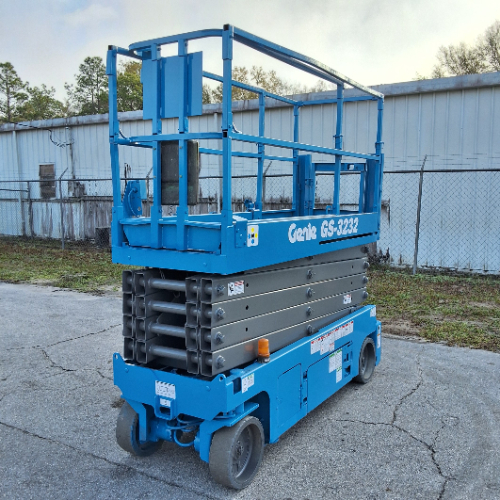 Used 2015 Genie GS-3232 Scissor Lifters Florida US | Stack Equipment #925014