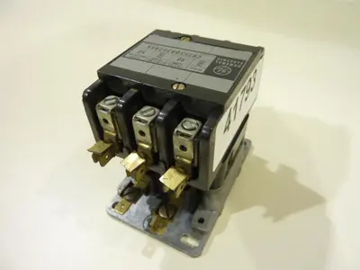 USED GENERAL ELECTRIC / GE CR253DB302AAA