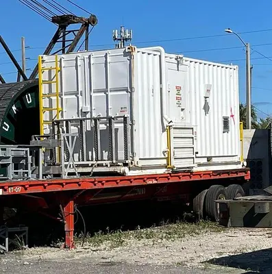 USED 2013 SUPERIOR 8-X-200