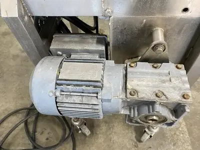 L-Conveyor With Steam Tunnel
