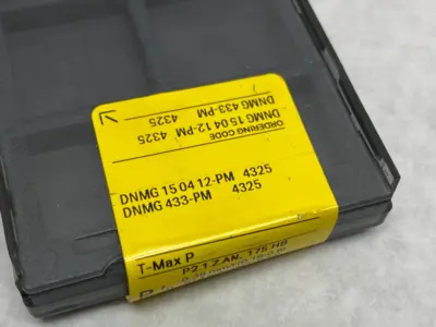 NEW SANDVIK COROMANT T-MAX P PLATE FOR TURNING DNMG 15 04 12-PM 4325