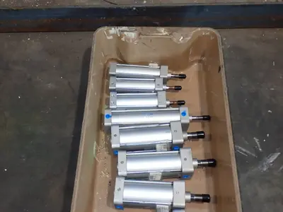 Smc  250psi Pneumatic Cylinders.