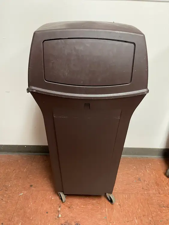 Used Rubbermaid Used Rubbermaid 35 Gallon Plastic Square 2 Door Trash Can on Casters - FG6 Bins Illinois US | Falcon Restaurant Supply #1374556