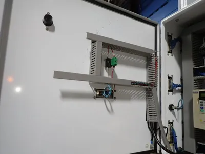 USED YASKAWA / MOTOMAN UP20 / DX200