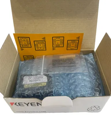 NEW KEYENCE IL-100 LASER SENSOR IL100