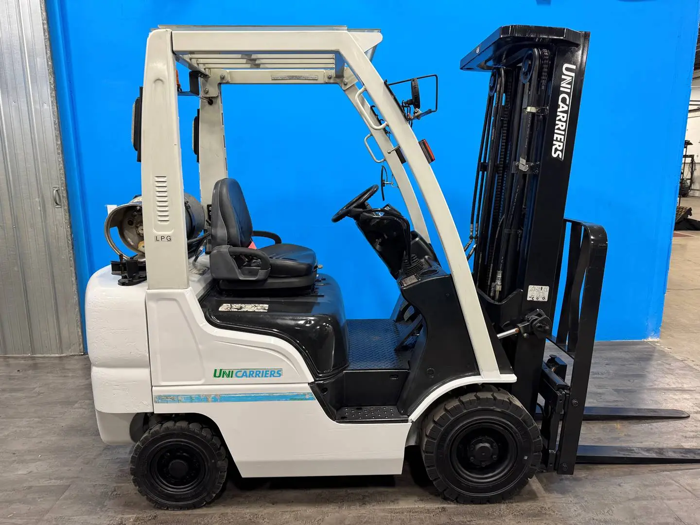 Used 2017 UNICARRIERS PFS40 Internal Combustion Forklifts: Pneumatic Tire Minnesota US | Birnstengel Equipment #1554094