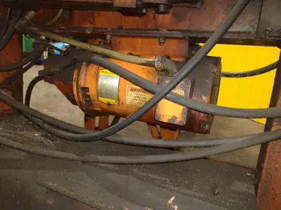 3" HUTH MODEL #2007 HYDRAULIC RAM TYPE TUBE BENDER & END FORMER: STOCK #19709