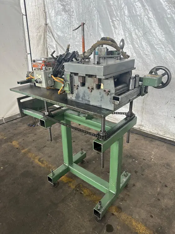 Used DALLAS D250-6X12 R.H. Feeding & Straightening Machines Ohio US | G-2000, Inc. #1338934