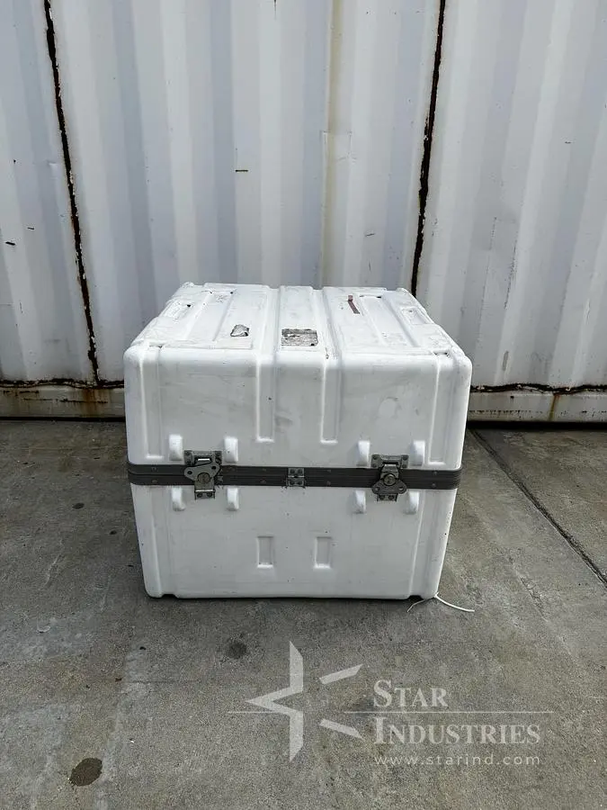 Used PARKER WHITE CARGO CONTAINER 24 1/2' X 24 1/2' Restaurant Storage Containers California US | Star Industries #1255723