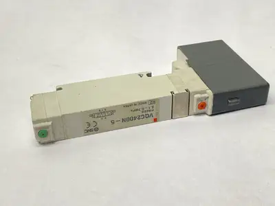USED SMC PNEUMATIC SOLENOID VALVE 5-PORT