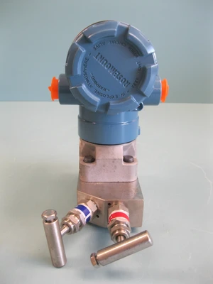 NEW Rosemount 2051CG2A02A1AS5E5M5Q4