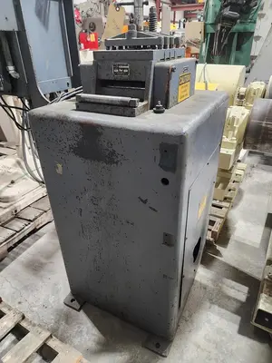 6" WIDE CWP STOCK STRAIGHTENER