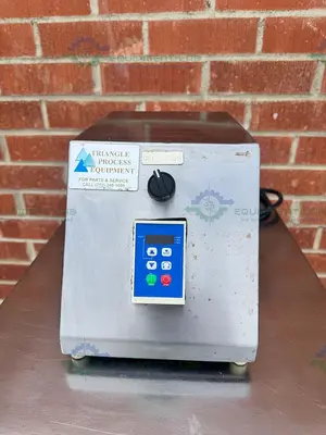 Used TRIANGLE PROCESS QUATTROFLOW Q4400SU 4-PISTON DIAPHRAGM PUMP W/ 3 HP MOTOR Diaphragm Pumps California US | Equipment Lab #1399316