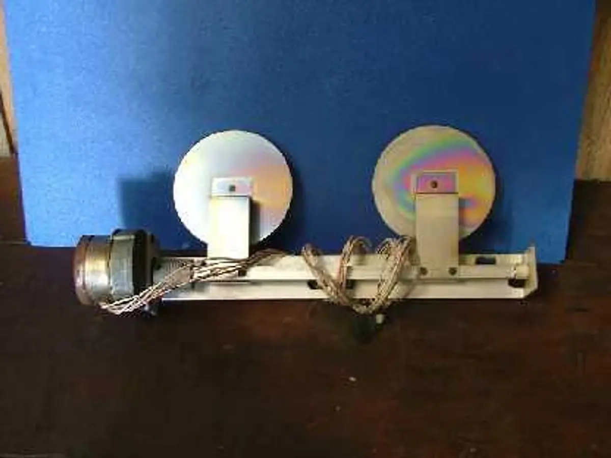 QTY. 1. HEWLETT PACKARD 5890 G.C. EXHAUST GATE P/N...