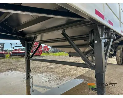 Used DEMCO _UNKNOWN_ Grain Hopper Trailers Iowa US | Keast Enterprises #1360180