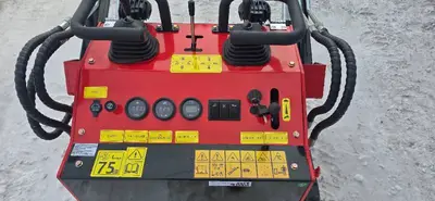 Skid Steer Loader (FT380C)
