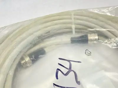 New | in-Stock Siemens Connecting Cable For ET 200 Power Supply 7/8" 5-Pole 15m Misc Electrical & Power Parts Michigan US | Maverick Industrial Sales #1395460