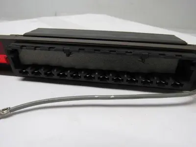 GE Fanuc IC600YB908A Series Six 24VDC Output Source Module Card