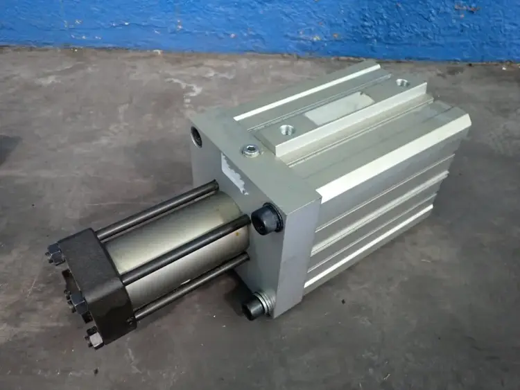 Used SMC CQ2L160P3270150 Cylinders | HGR 24 #731318